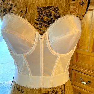 New Dominique Strapless, backless bra in 34C